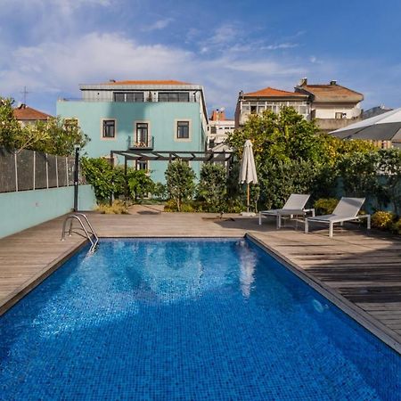 Lovelystay - Downtown Studio With Pool, Ac And Balcony Porto Exteriér fotografie