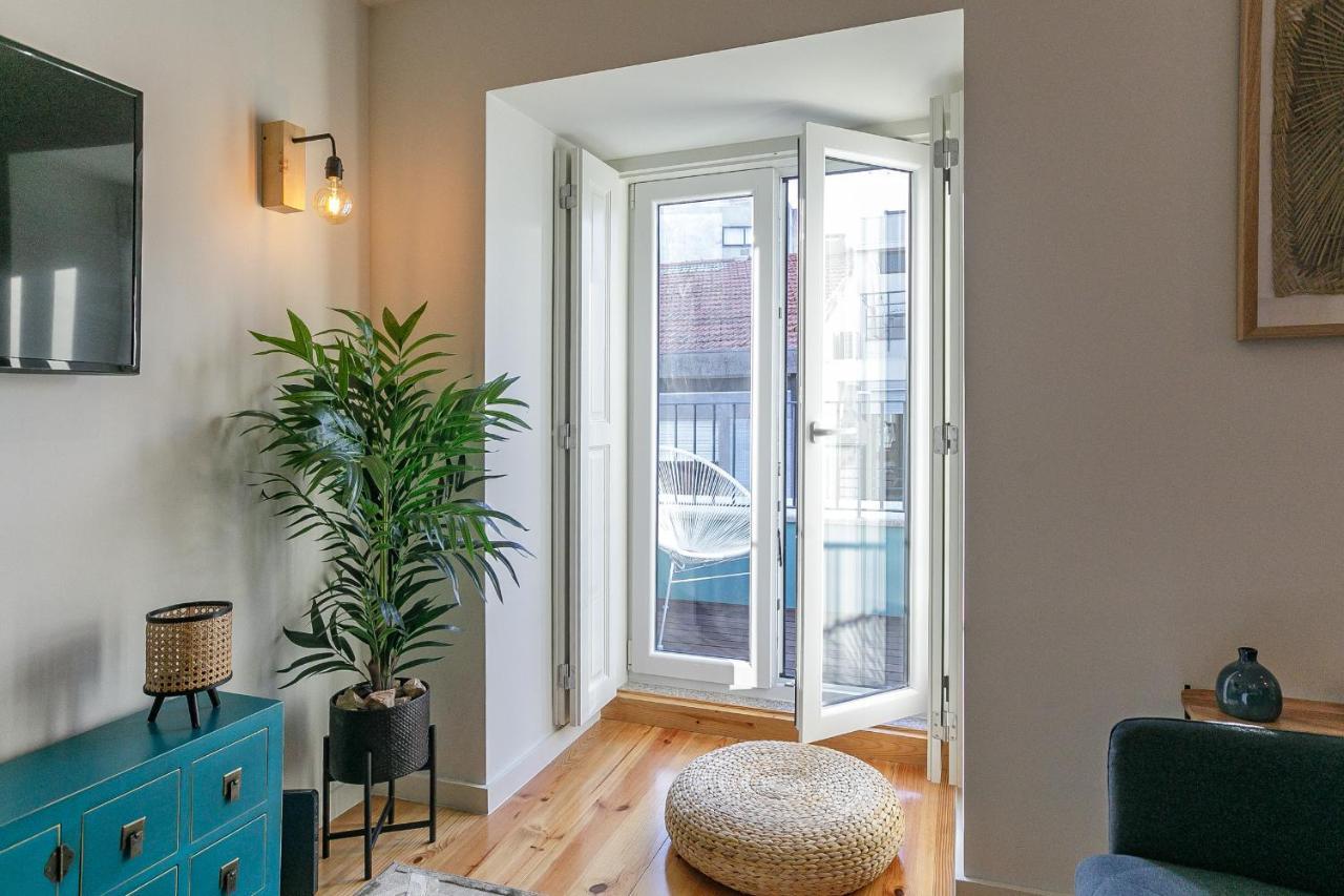 Lovelystay - Downtown Studio With Pool, Ac And Balcony Porto Exteriér fotografie