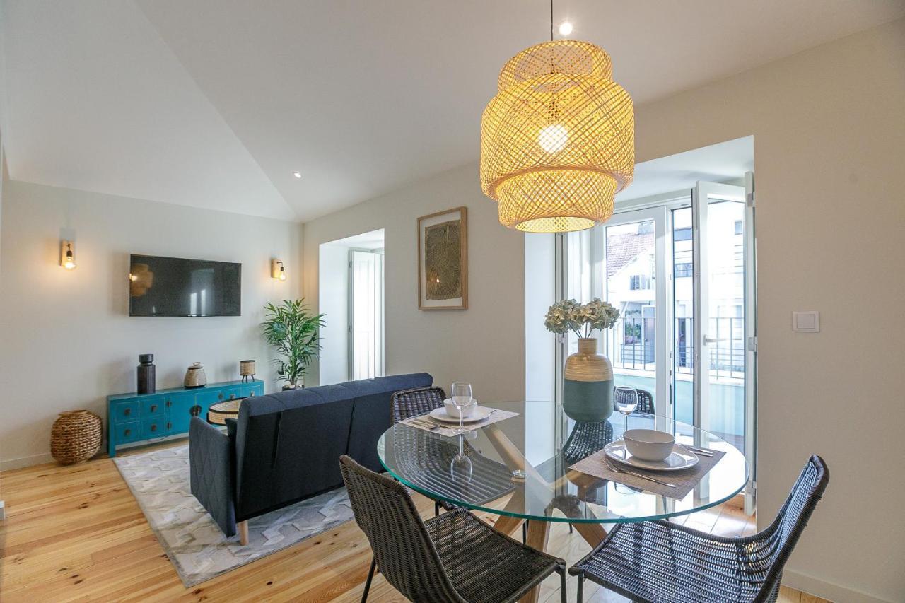 Lovelystay - Downtown Studio With Pool, Ac And Balcony Porto Exteriér fotografie