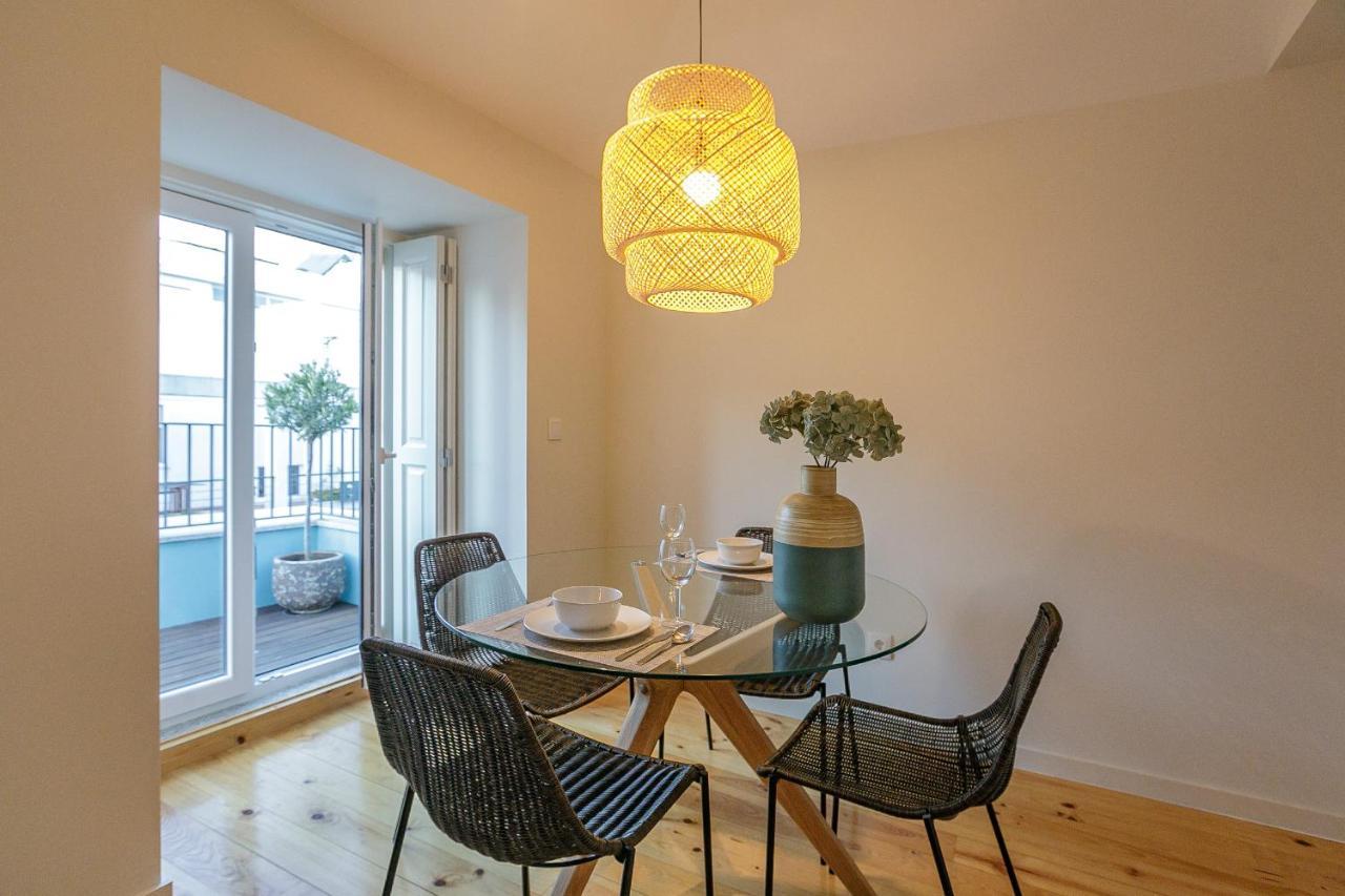 Lovelystay - Downtown Studio With Pool, Ac And Balcony Porto Exteriér fotografie