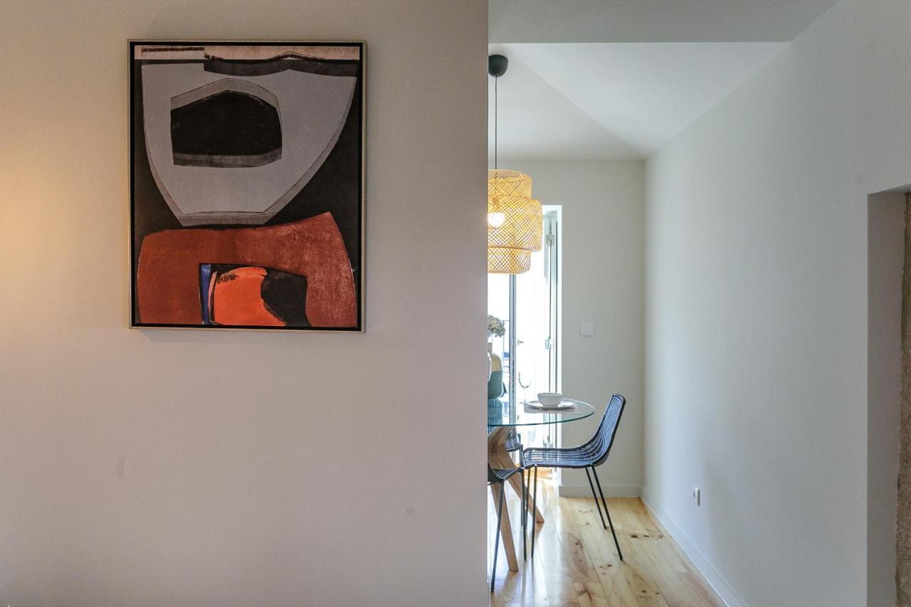 Lovelystay - Downtown Studio With Pool, Ac And Balcony Porto Exteriér fotografie