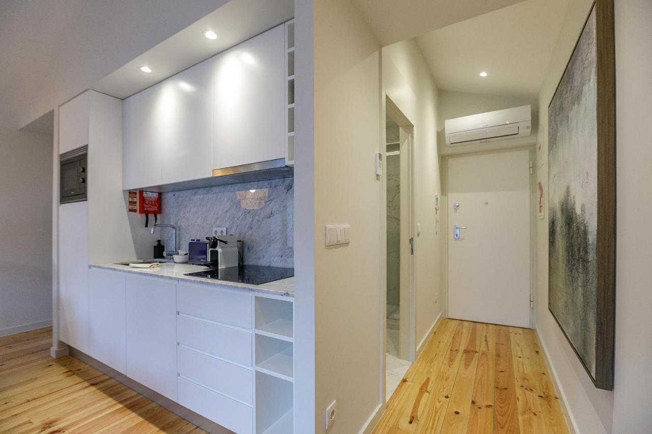 Lovelystay - Downtown Studio With Pool, Ac And Balcony Porto Exteriér fotografie