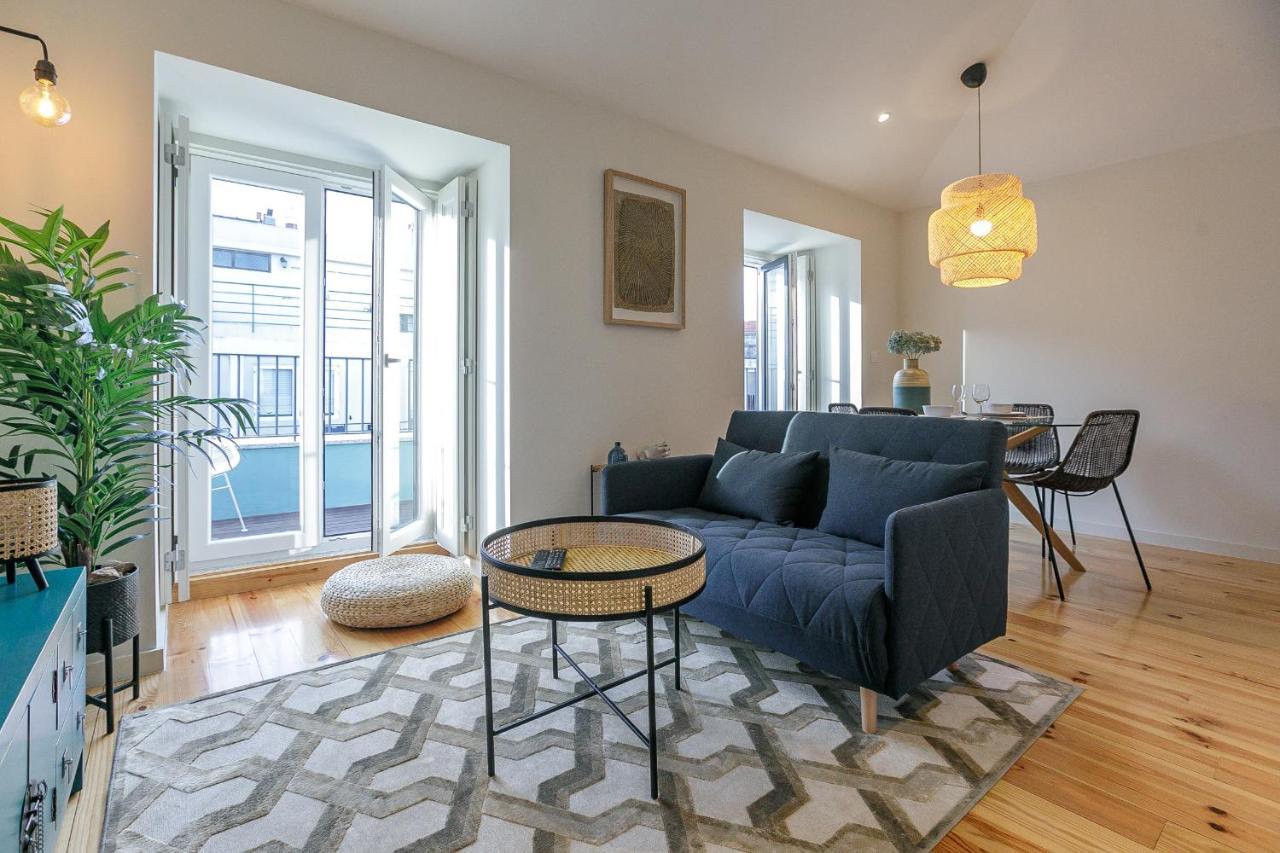 Lovelystay - Downtown Studio With Pool, Ac And Balcony Porto Exteriér fotografie